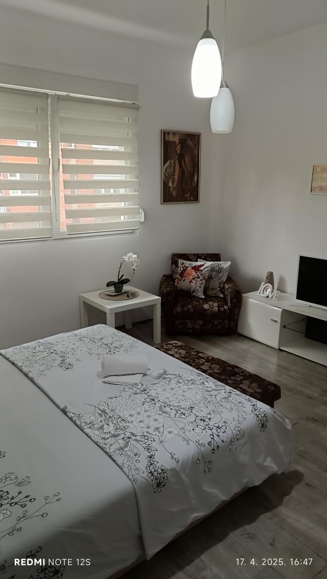 Happy Star Apartman Ni Kültér fotó